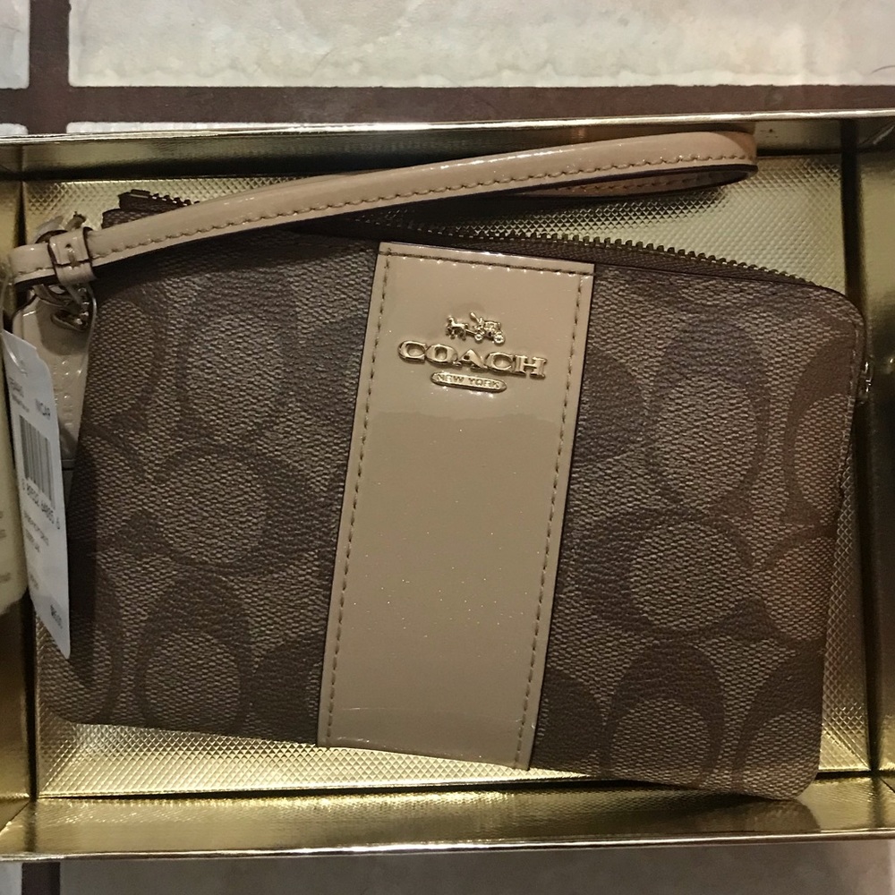 Brand New Coach Wristlet